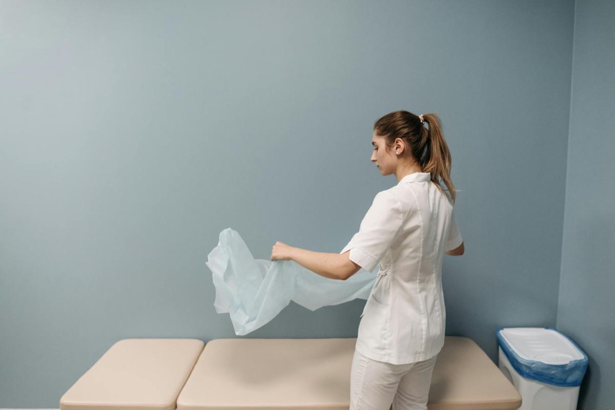 Commercial Cleaning for Healthcare Facilities: Beyond Standard Sanitization - Commercial cleaning blog post by Hifazo